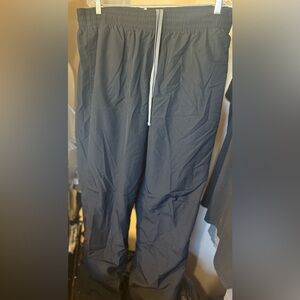 Men’s 2XL Under Armor Warmup pants